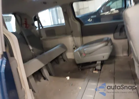 2010 Dodge Grand Caravan Sxt from USA, damaged, VIN 2D4RN5D13AR444105